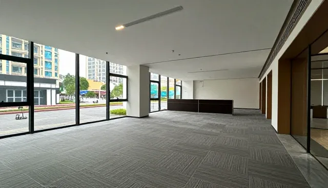 技术咨询驱动地区业务变革的实践路径